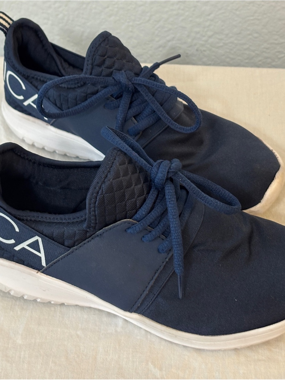 Nautica kappil blue Lace-Up Sneakers shoes women’s 6 us
